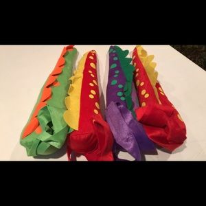 NEW!!! Velcro dinosaur tails. Fits around waist for comfort and easy wear.Felt